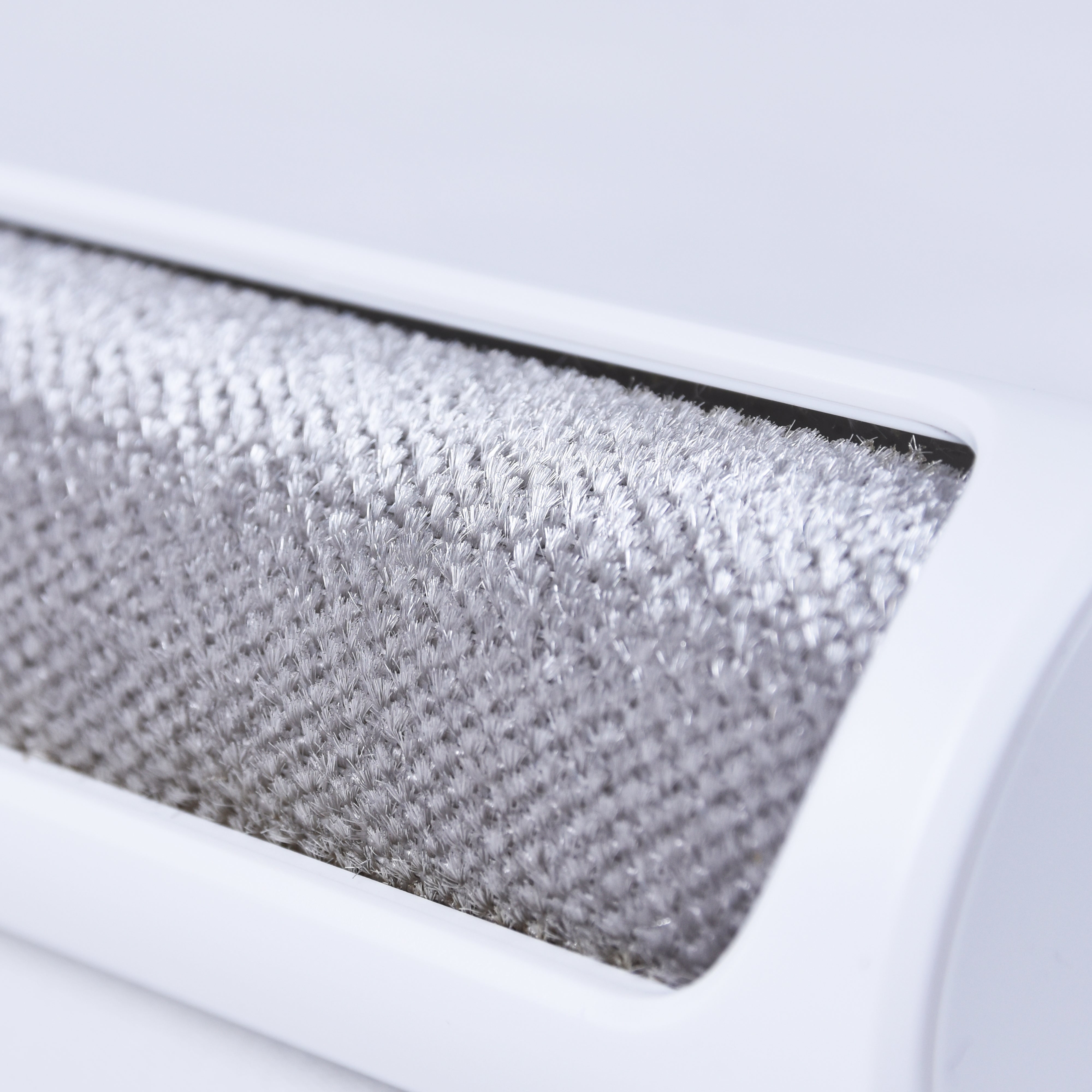 <tc>CLEAN self-cleaning lint hair removal brush</tc>