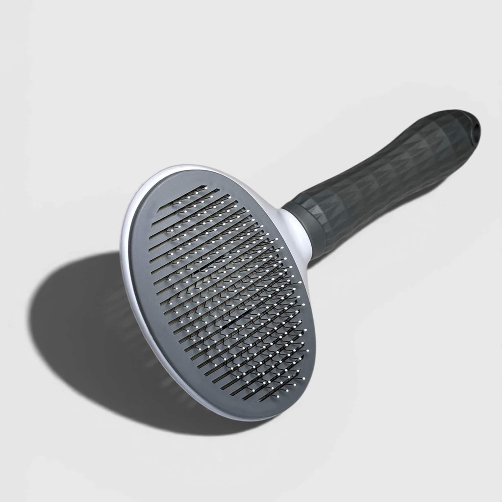<tc>self-cleaning brush for dogs and cats - long fur</tc>