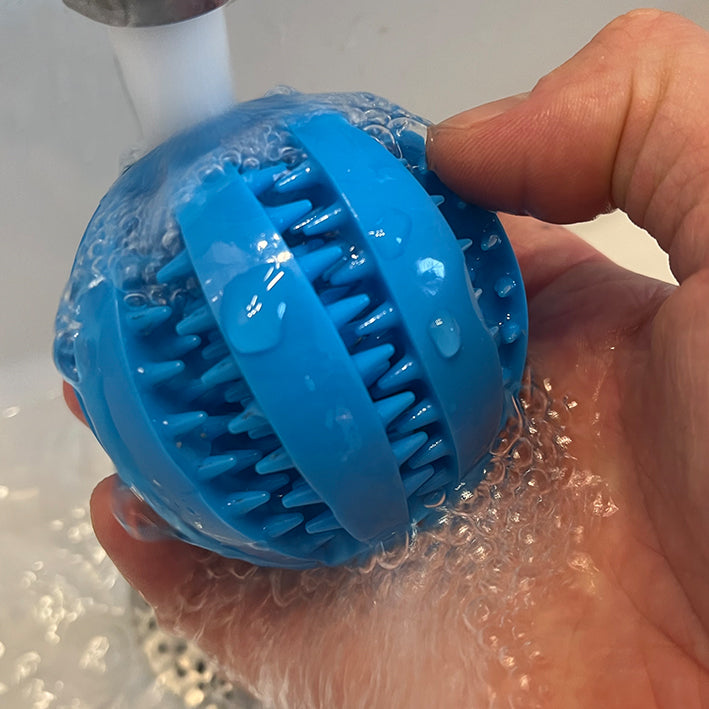 <tc>dental care ball</tc>